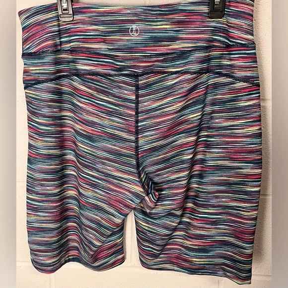 🌻$11 DEAL!🌻 Lands' End Multicolor Striped Athletic Shorts XL - Picture 3 of 4